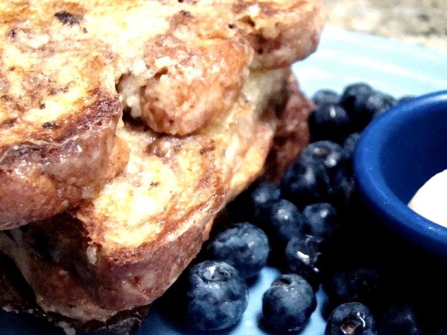 Cinnamon French Toast with Blueberries (by Vegan Feast Catering)