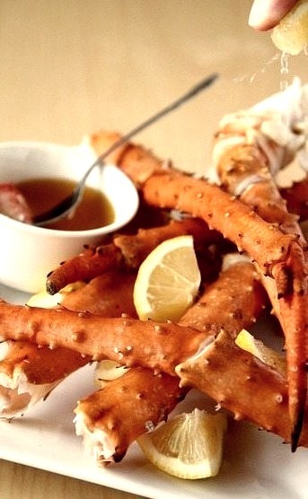 Crab Legs with Lemon & Clarified Butter (via Will Cook for Friends)