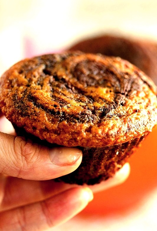 Healthy Nutella Swirl Pumpkin Muffins