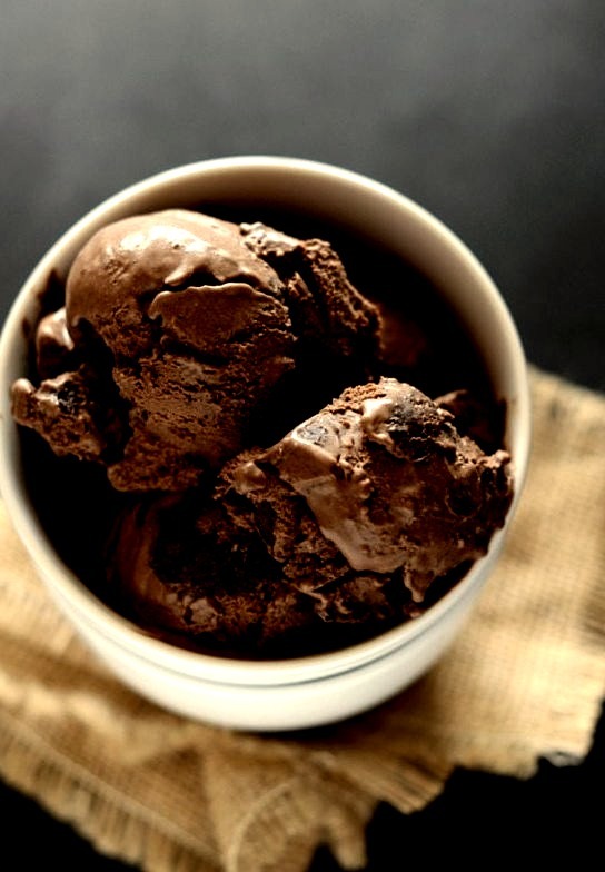 Vegan Brownie Chocolate Ice Cream